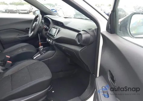 2020 Nissan Kicks S Xtronic Cvt z USA, uszkodzony, nr VIN 3N1CP5BV0LL529635